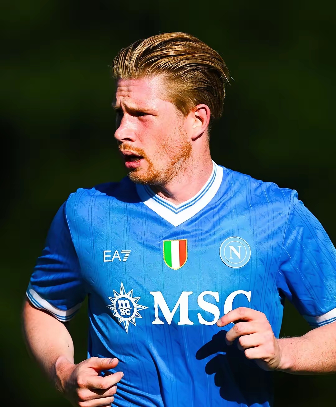 官方：38岁洛里与洛杉矶FC达成1+1续约协议